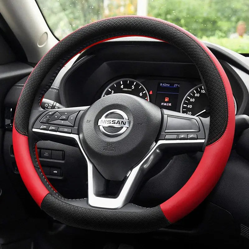 Steering wheel cover suitable for nissan